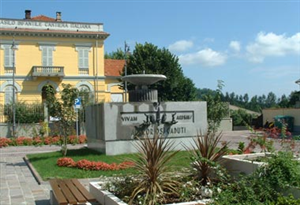 Monumento ai Caduti di Serravalle Sesia